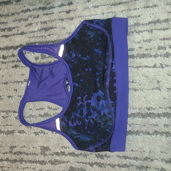 Lululemon Sweaty Or Not Bra Floral Sport Backdrop Iris Flower Multi / Iris Flow - Picture 9 of 10